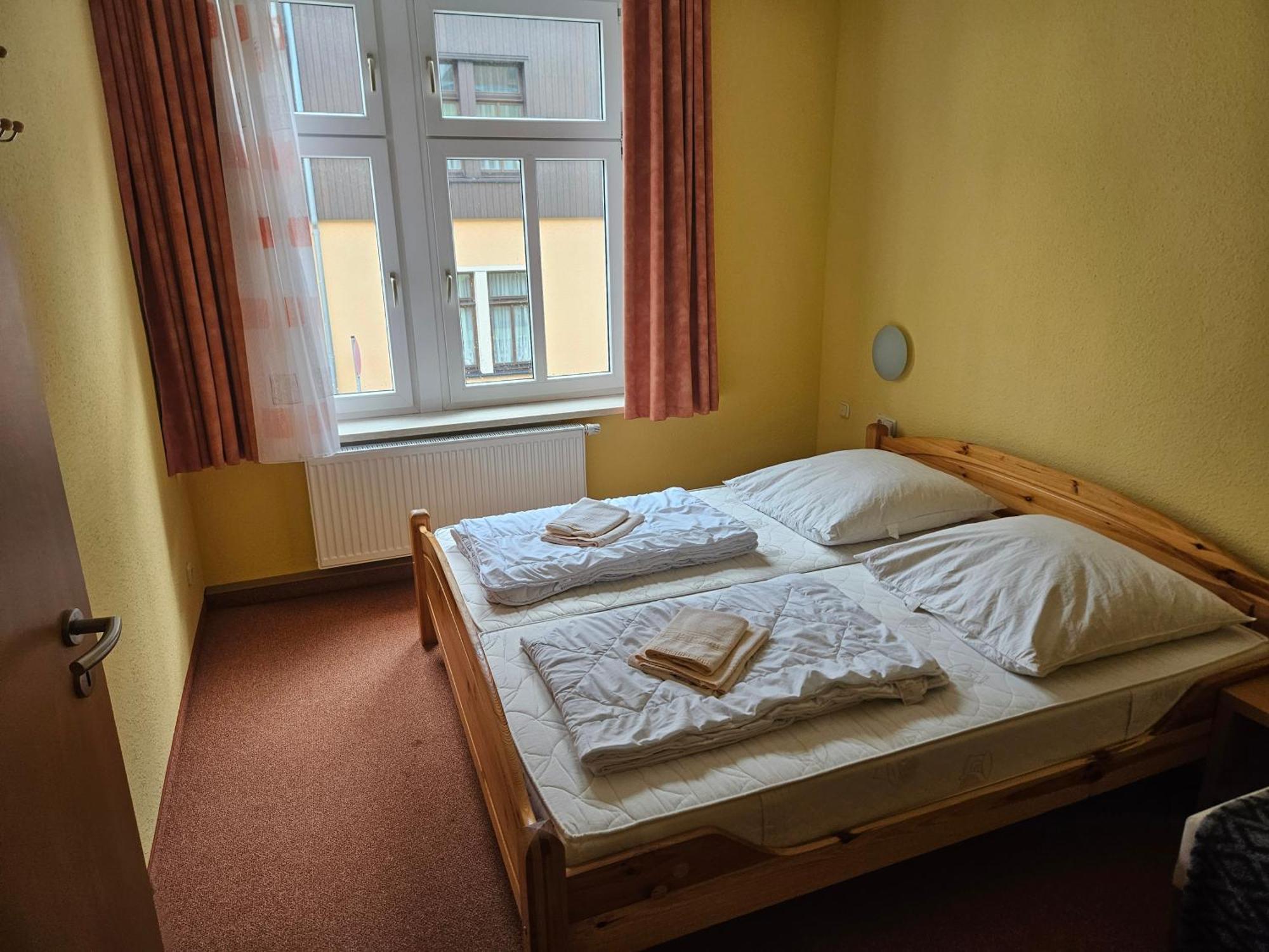 Cafe Koenig Hotel Oberwiesenthal Quarto foto